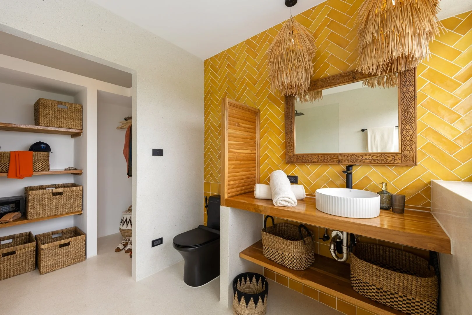 Villa Lilly of the Valley - May 2025 (83).jpg