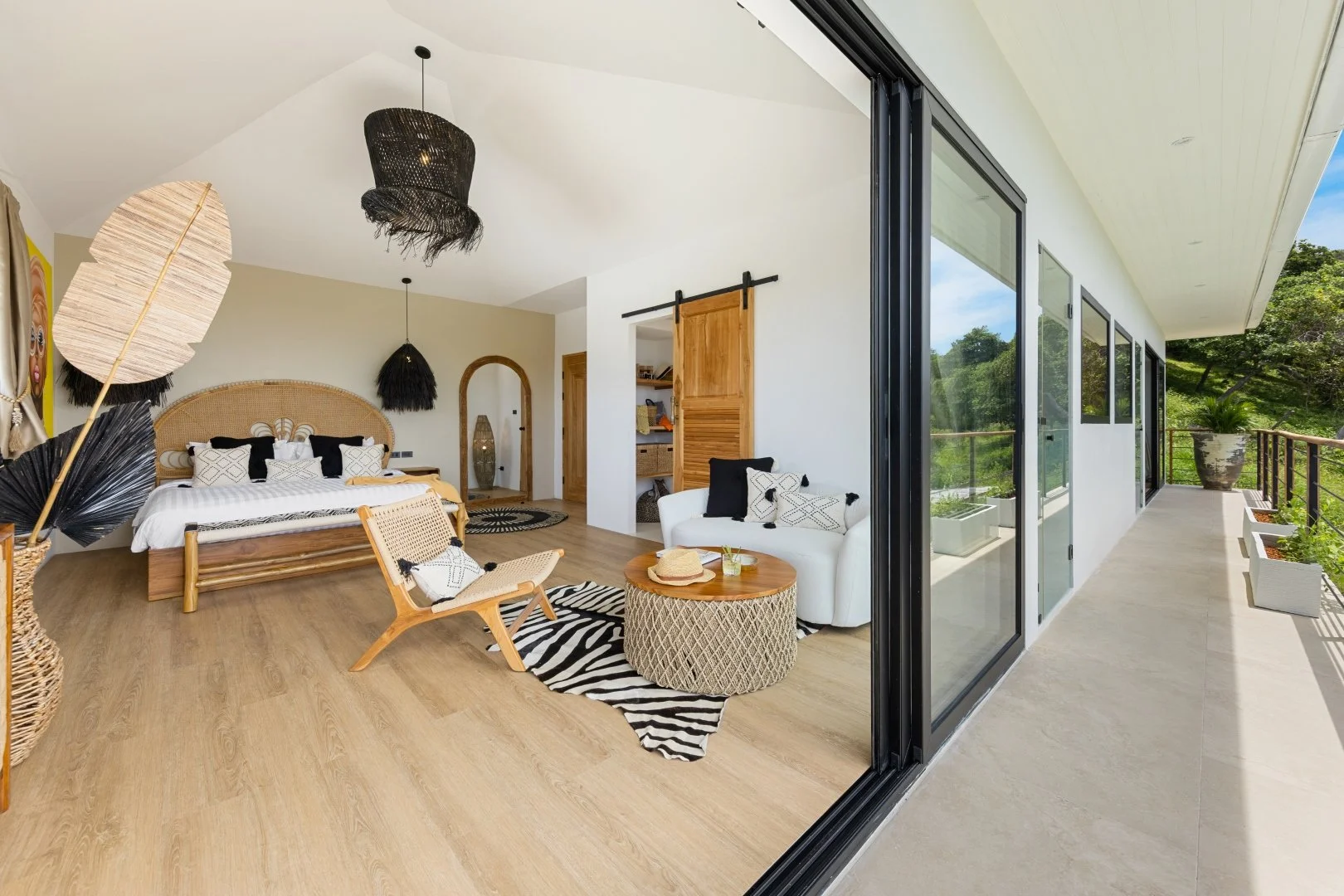 Villa Lilly of the Valley - May 2025 (86).jpg