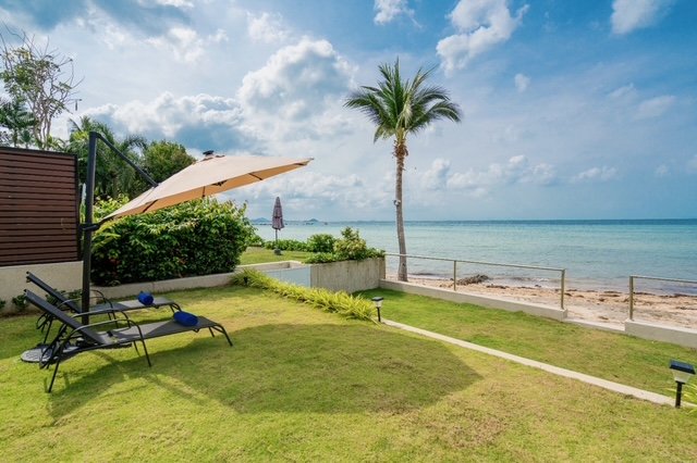 One-of-a-kind sea-front villa- 2 bed, 2 bath - 27,000,000 THB