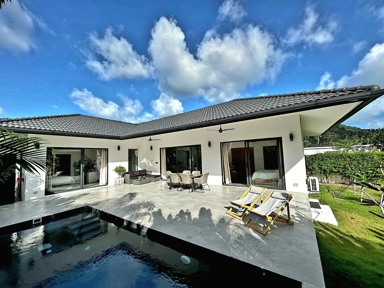 Serene yet central pool villa- 3 beds, 3 baths, 11,900,000 thb 
