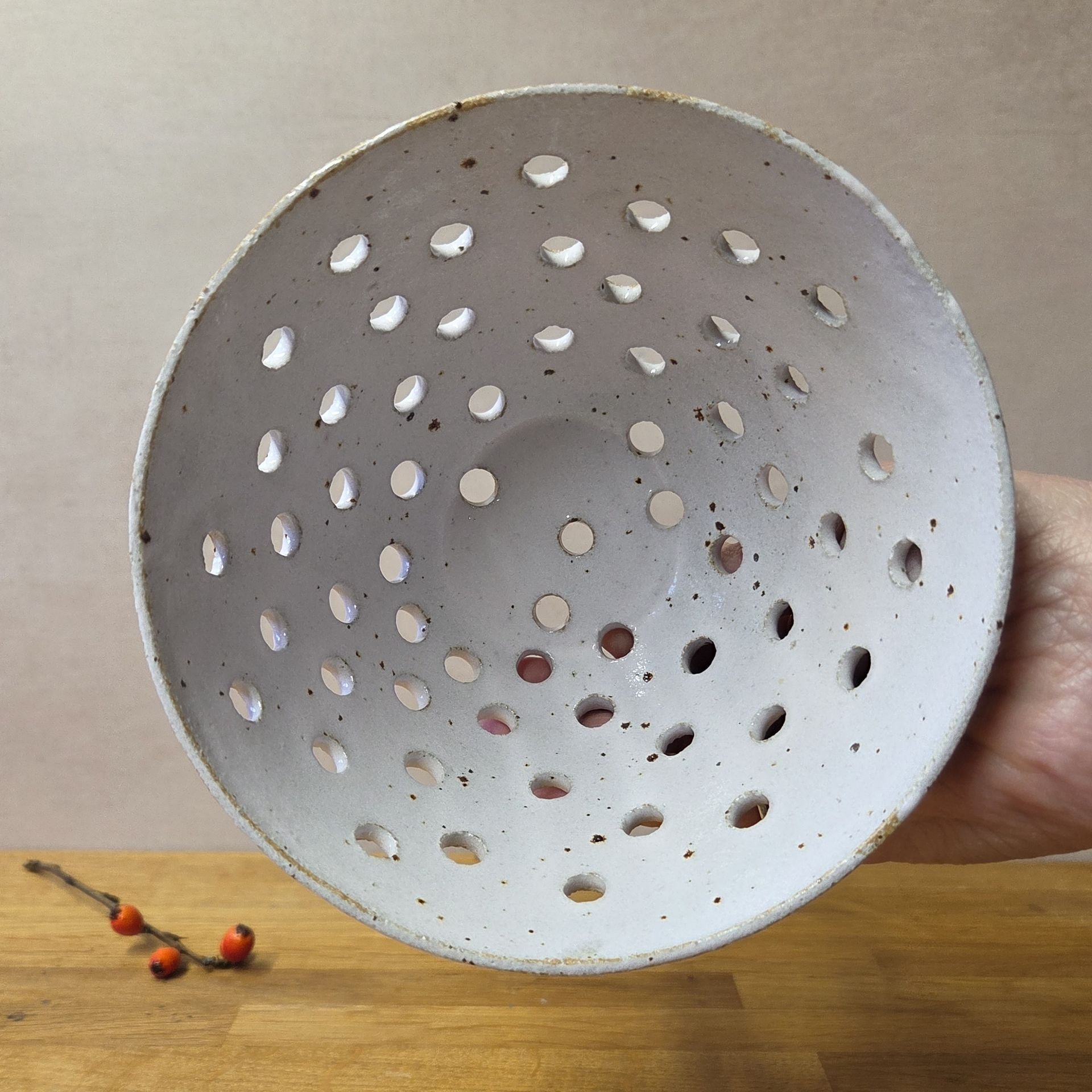 white colander.jpg