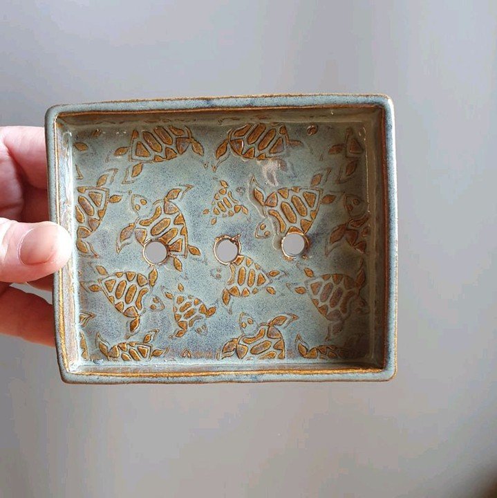 🌿 The ocean treaty means so much to our planet, and it inspires efforts like these! My handmade pottery, like this turtle-themed soap dish, is my way of merging passion for our Earth with sustainable choices. Let's protect what we love! 💙 #OceanTre