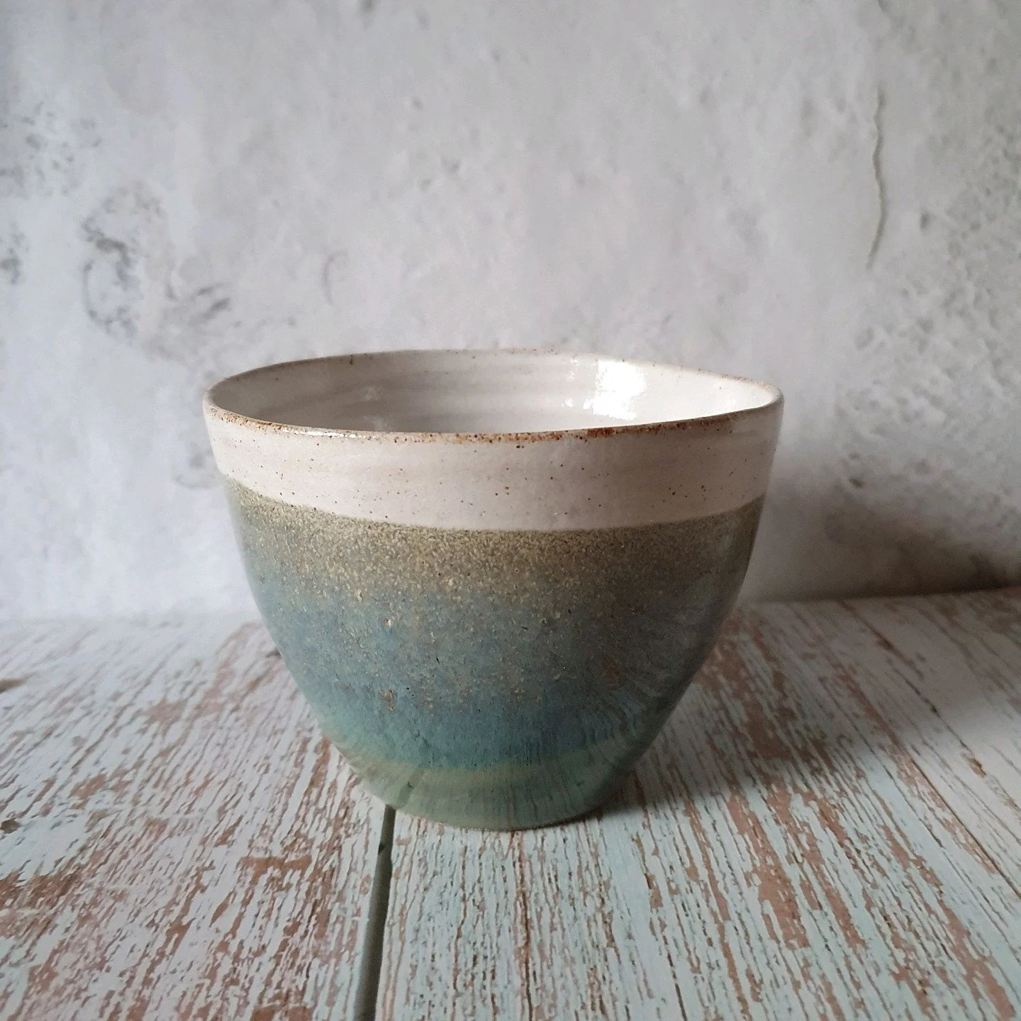 It may not be round, but I love it. It's one of my first attempts to throw on the wheel

#CeramicArt #handmade #ceramics
