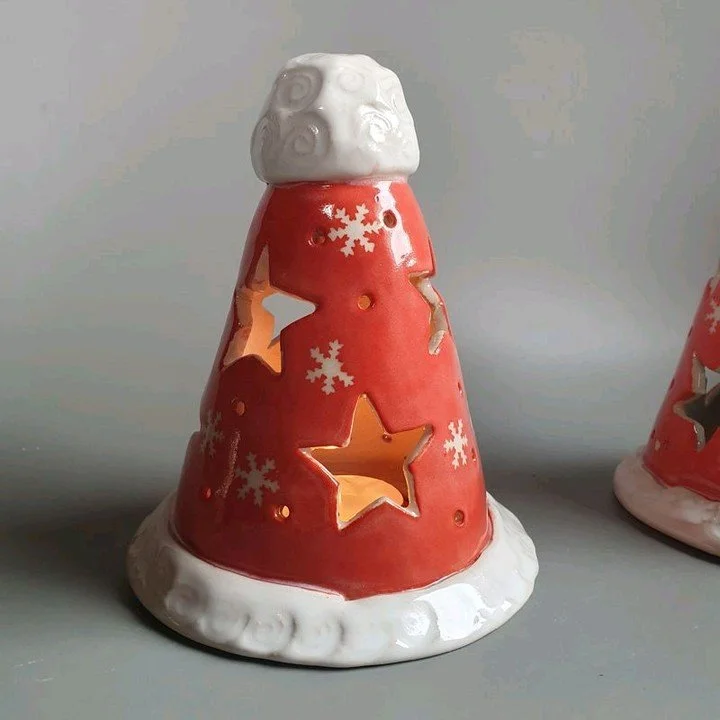 Christmas is just around the corner! 🎄❄️ Time to get the hats out🥳
How did it get around so quickly 🌲

✨ #ChristmasVibes #HolidayDecor #SeasonsGreetings @joyofindiemarket