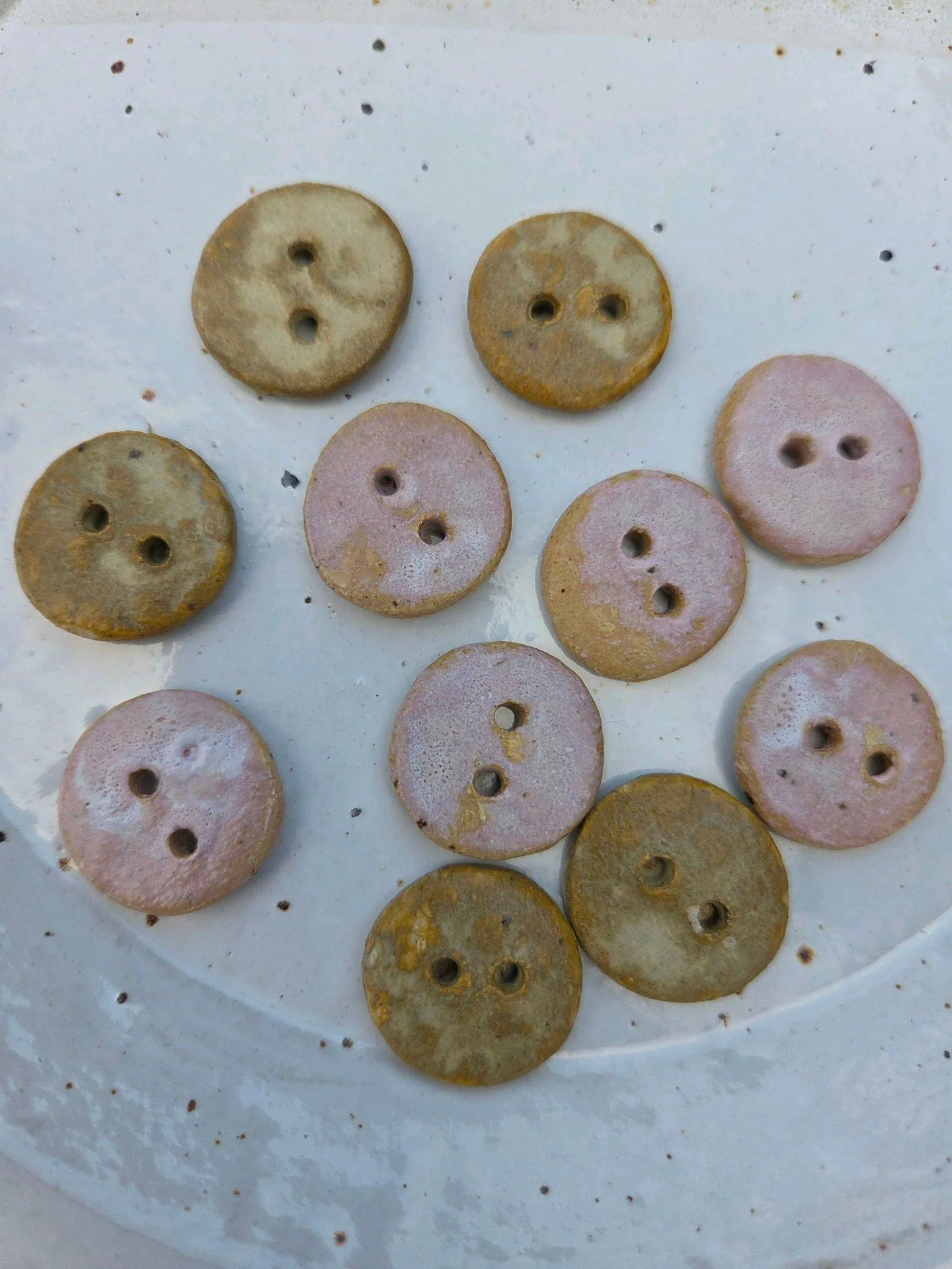 Experimenting in the pottery shed again! As a keen home sewer, I decided to try making buttons in the kiln - such a tiny project, but it brought big satisfaction 😍 They're both functional and fun to create! 

#potterylife #handmadebuttons