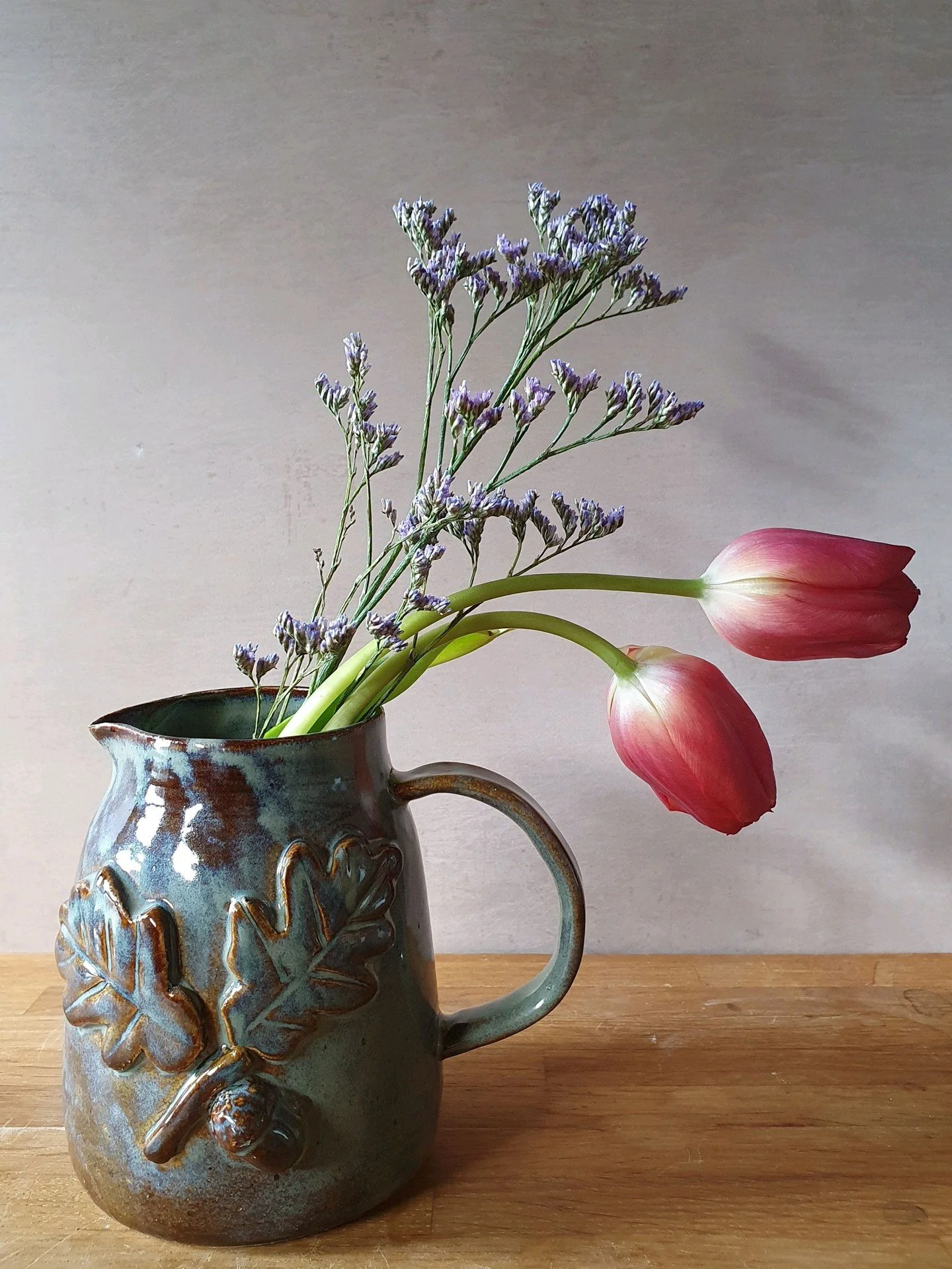 Woodland theme jug 🍃✨ 
Perfect for fresh blooms or as a statement piece on its own! I'm so proud of the details that turned out beautifully on this one. What do you think - flowers or no flowers? 😄 
#cottagecorevibes #handmadepottery