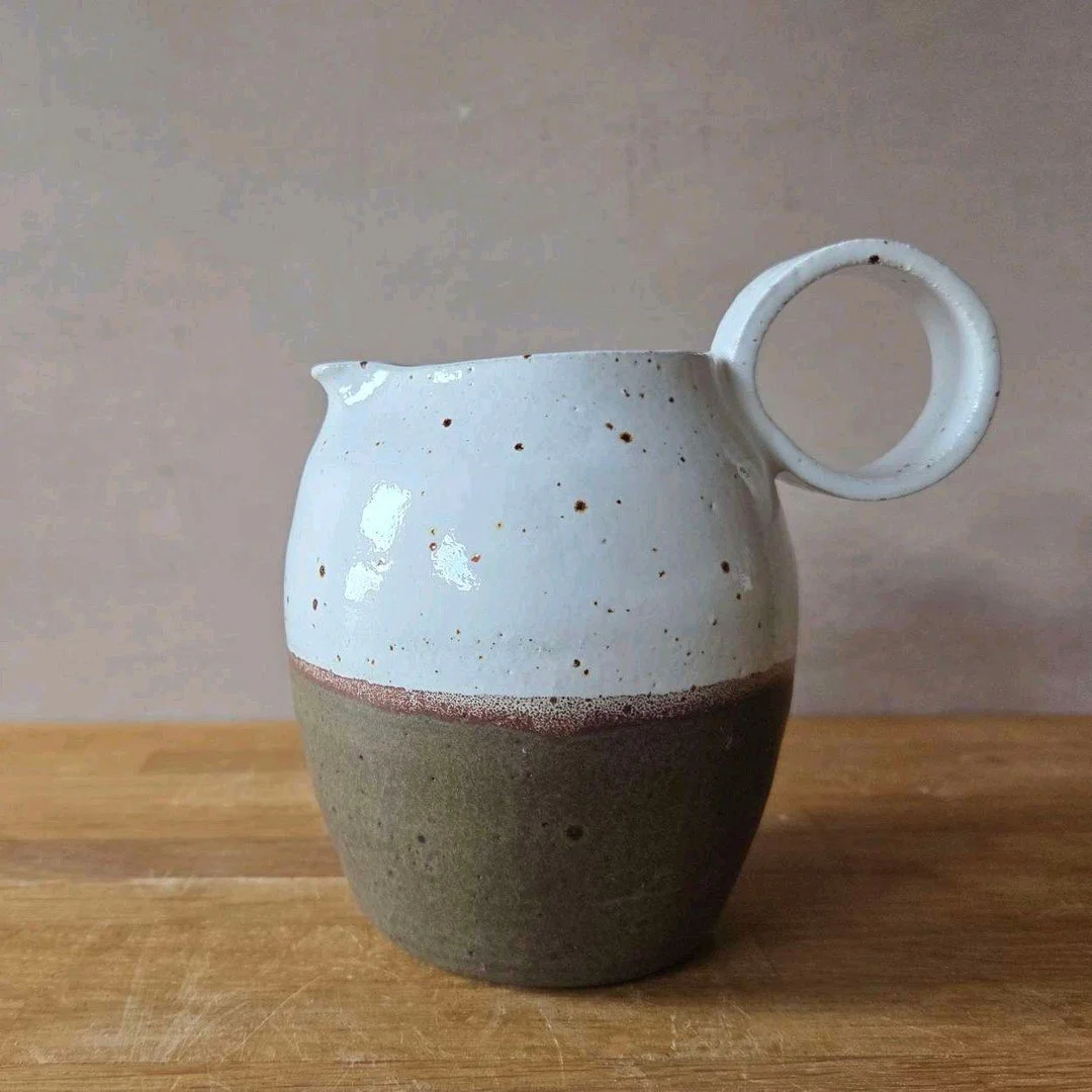 Rustic and charming - these brown and white jugs come in a variety of shapes and sizes! 🏺✨

Which shape speaks to you the most?

#handmadepottery #smallbatchceramics #rusticdecor