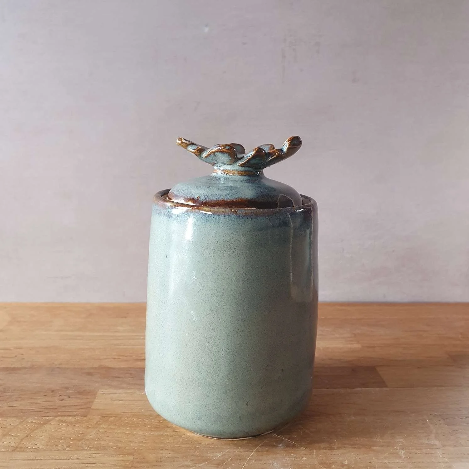 Rustic Oak Leaf Trinket Pot