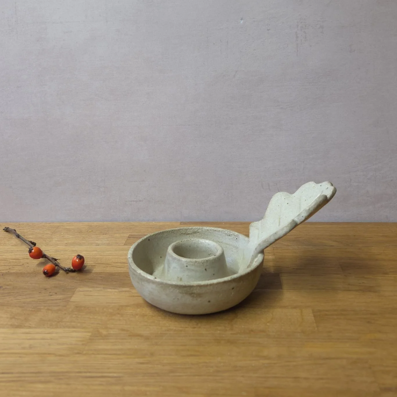 leaf candle holder.jpg