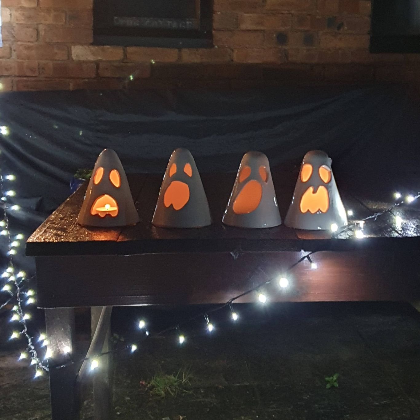 Ghost tealight holder