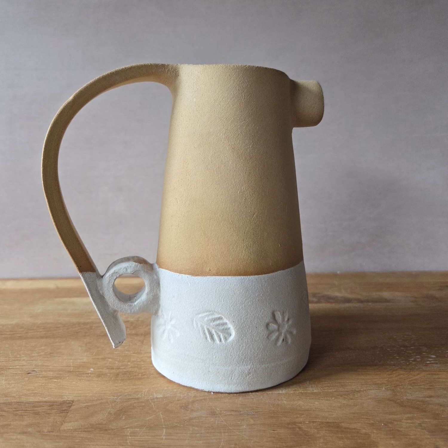 rustic jug2.jpg