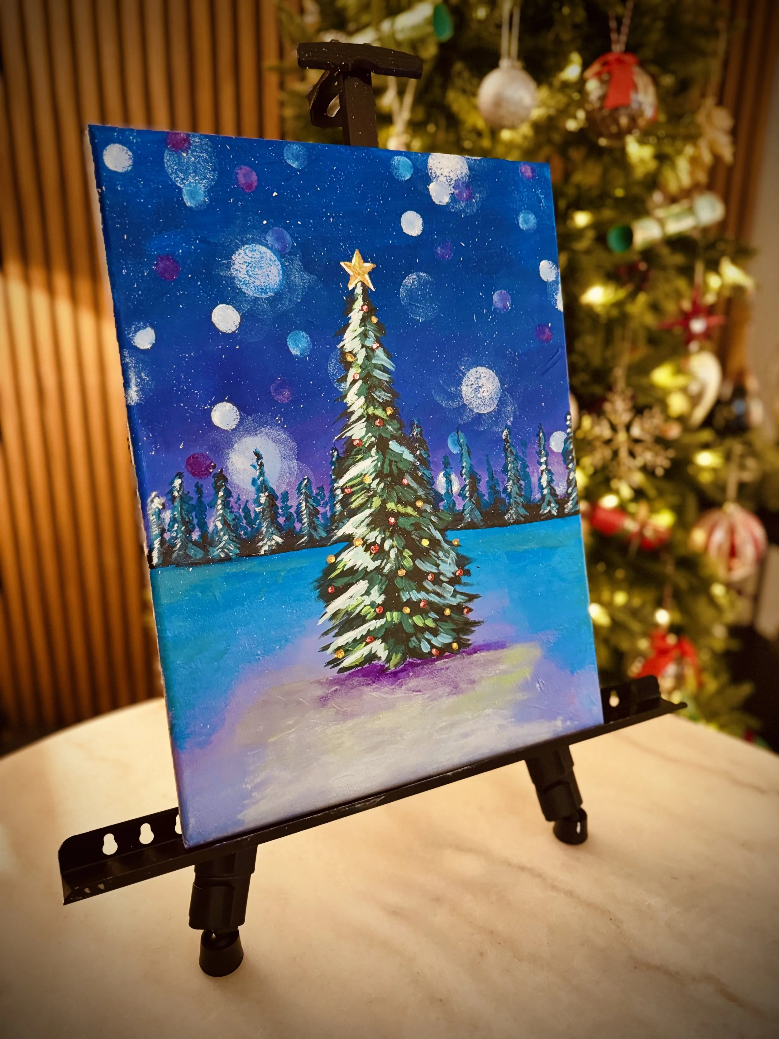 Festive Tree Paint 'n Sip Evening - Tuesday 8th December (6.30-9pm)