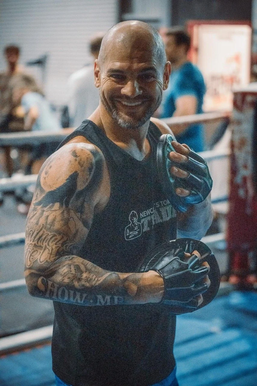 Nathan Swadling
Nathan, the head boxing coach and founder of Boxcamp, is a visionary leader and a true champion in the boxing world. His deep-rooted passion for the sport drives him to continually develop his coaching skills and share his knowledge