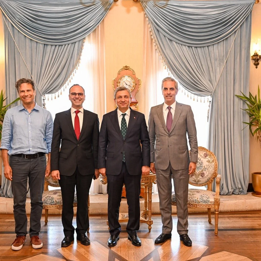 Bu hafta, Antalya Valimiz Sayın Hulusi Şahin&rsquo;i ziyaret ederek yaklaşan COP31 organizasyonu ve Antalya Valiliği ile Commited arasında geliştirilebilecek olası iş birlikleri &uuml;zerine değerlendirmelerde bulunma fırsatı yakaladık.

T&uuml;rkiye