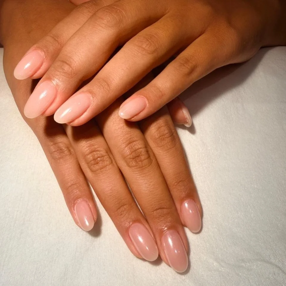 Long &amp; sleek or short &amp; chic?
Neutral chrome oval with that soft mirror glow or 
Neutral square with a flawless gloss finish.

Which shape are you choosing?