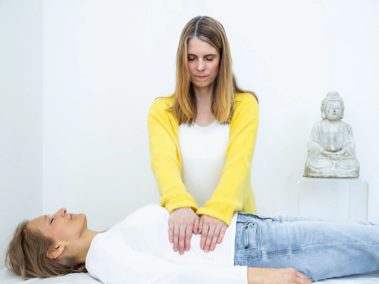 Rohita bei einer Energy Flow-Session