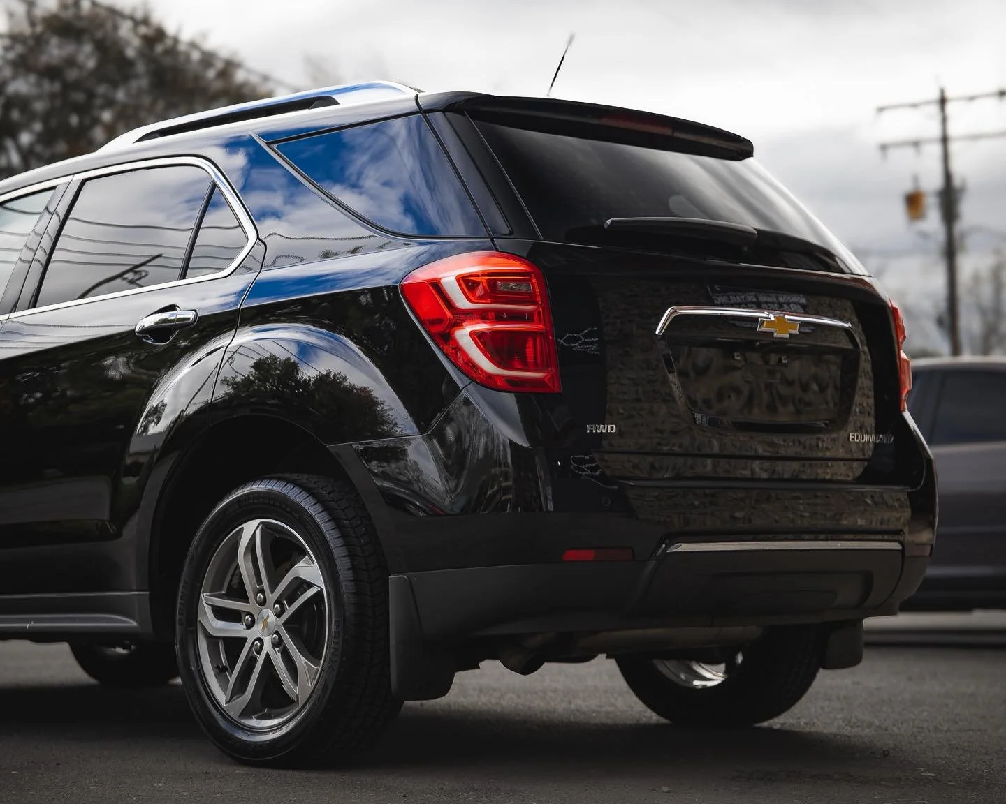 Wasn&rsquo;t shiny. Now it is. End of story.

📱 (484)-358-5027
📧 Sitback@Horizonshine.us
🌐 www.horizonshine.us
📌 308 Industrial Dr. Nazareth, PA 18064

#chevy #chevrolet #equinox #detailing #Nazareth