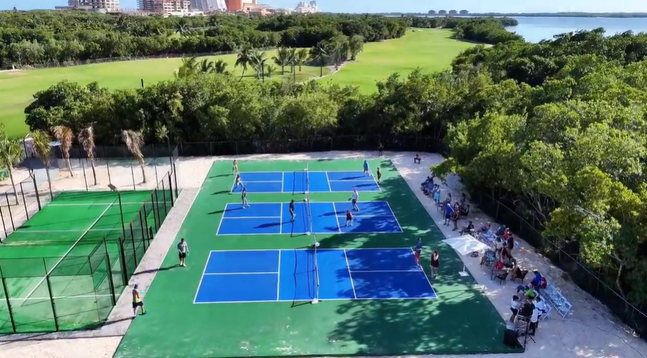 Hyatt Vivid Grand Island Pickleball Group.png