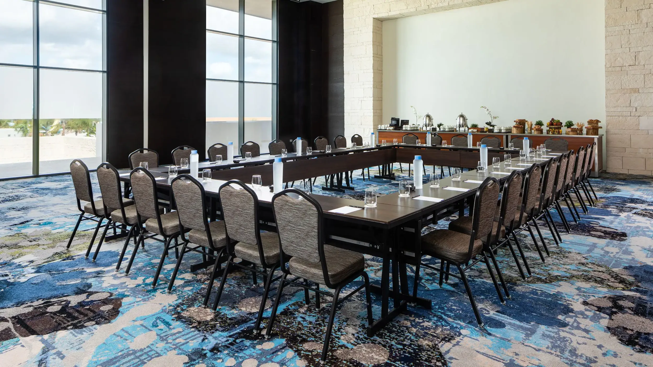 PUJIA-P0308-Meeting-Tables-Set-up-.16x9.webp