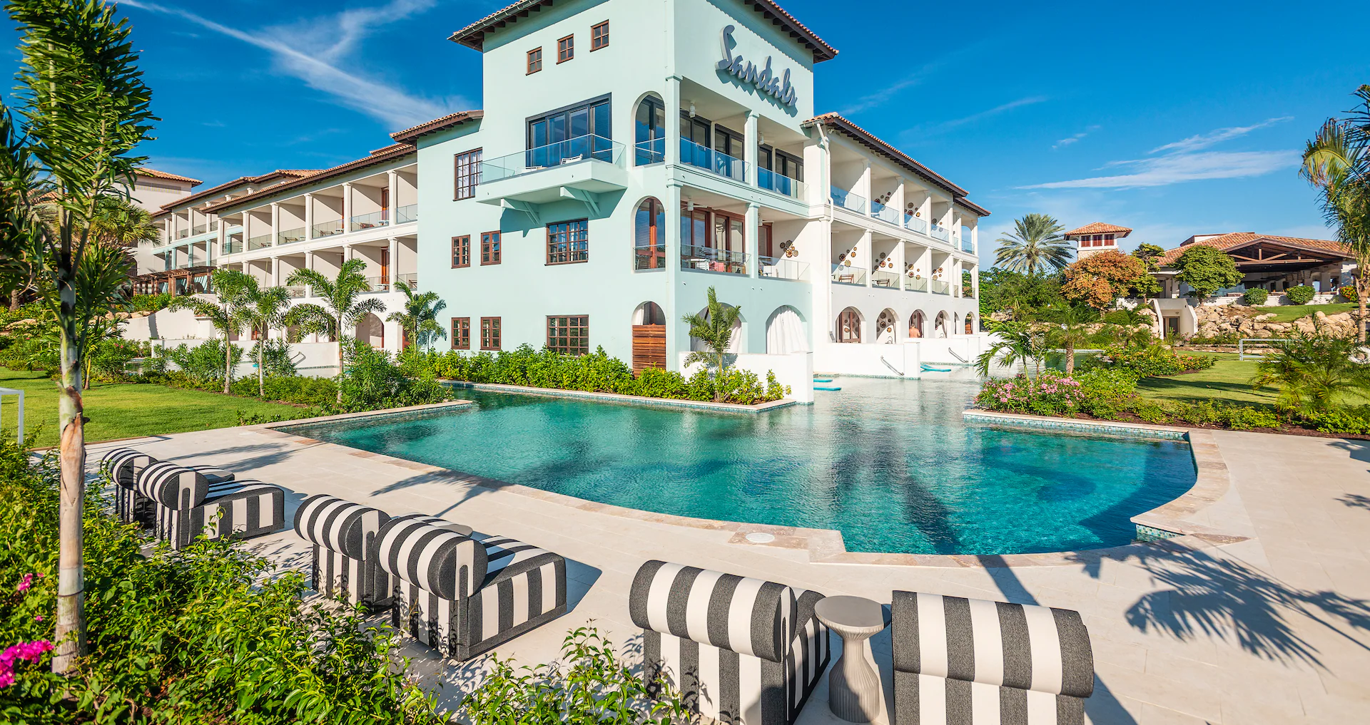 Corporate Incentive Groups at Royal Curacao.png