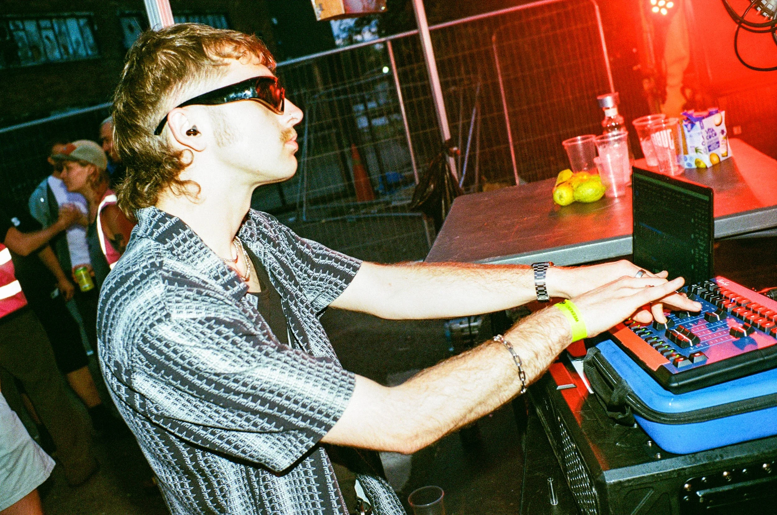 BW.ANALOGUE-89.jpg