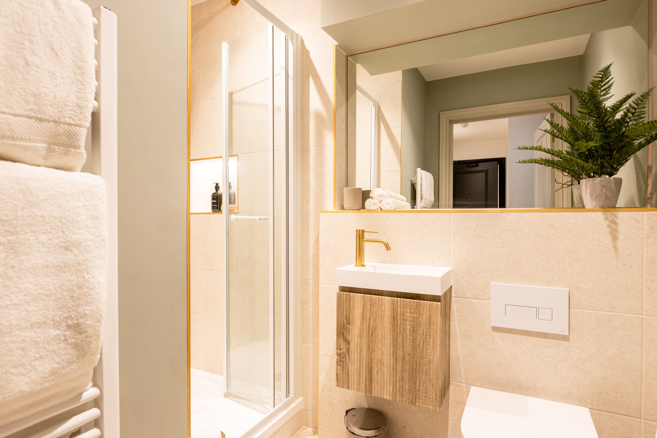4 Hinton Rd 18.07.25-5907.jpg