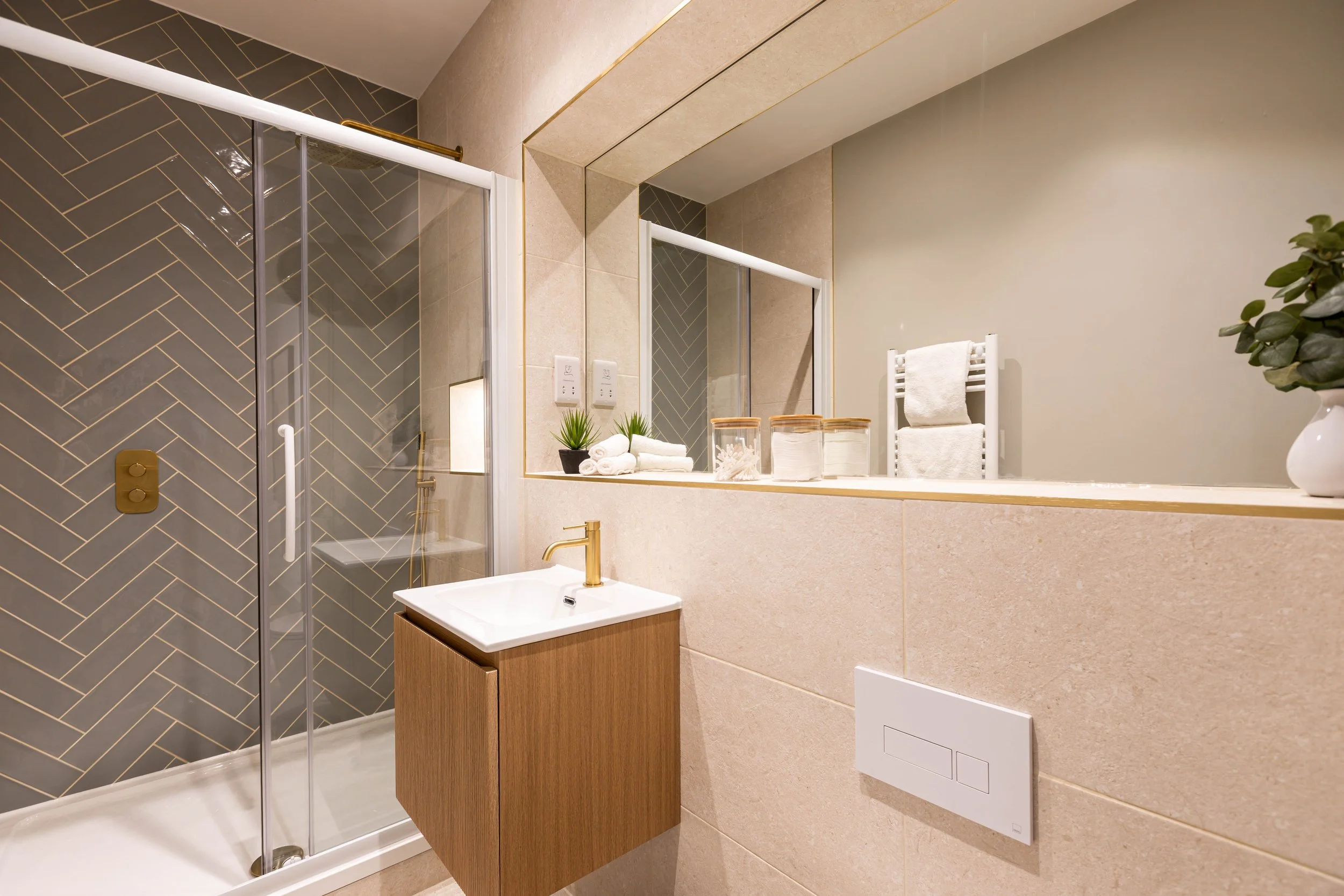 4 Hinton Rd 13.06.25-0020.jpg