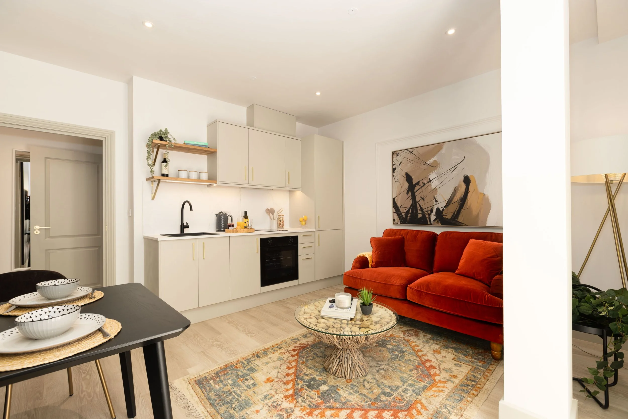 4 Hinton Rd 13.06.25--13.jpg