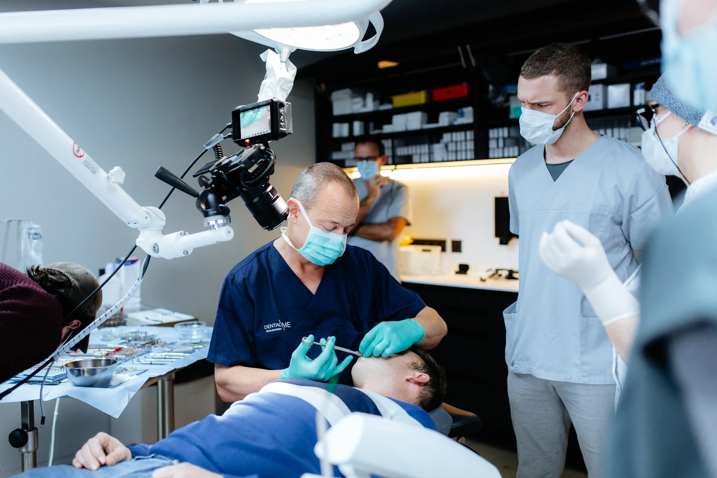 Eric Rompen EducationbyDentalMe | Améliorez votre expertise aujourd'hui