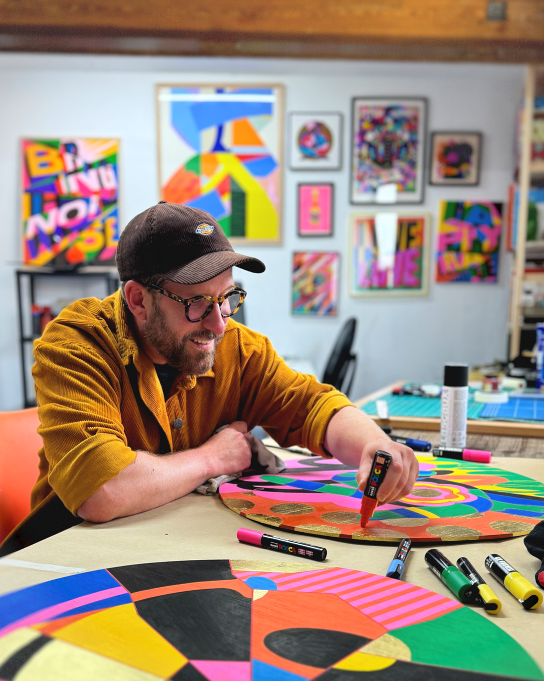 'HAPPY PLACE', a group show. 