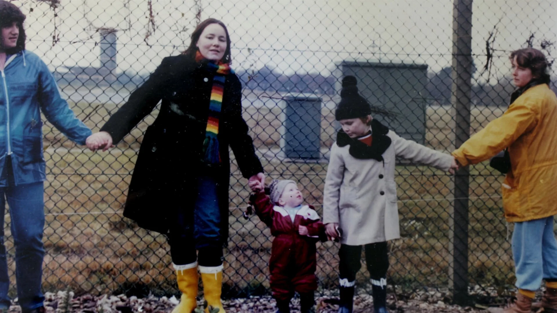 Contemporary 75 &amp; Club Des Femmes: CARRY GREENHAM HOME + MARCH TO ALDERMASTON (35mm + Discussion)
