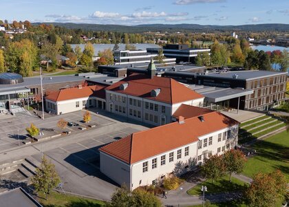 Sentrum videregående skole