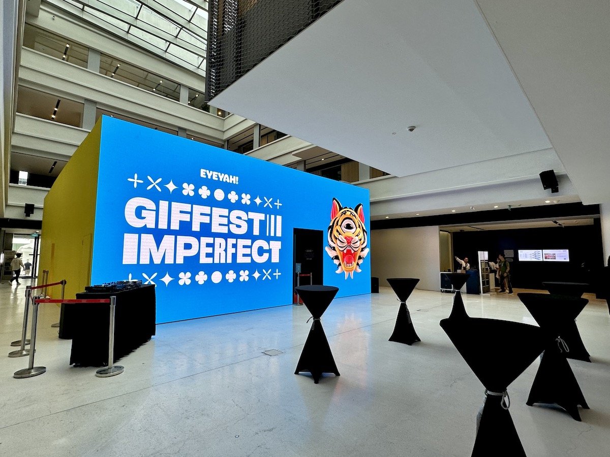 GIFFEST_OPENING_00004.jpeg