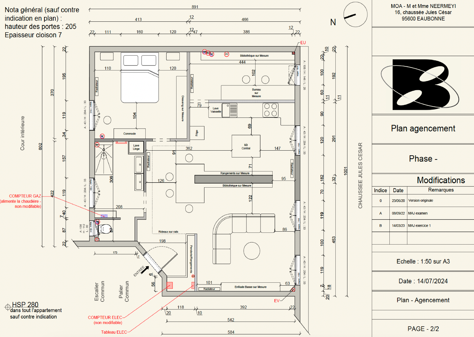 Plan d'agencement d'un appartement détaillé avec dimensions et remarques techniques en français.