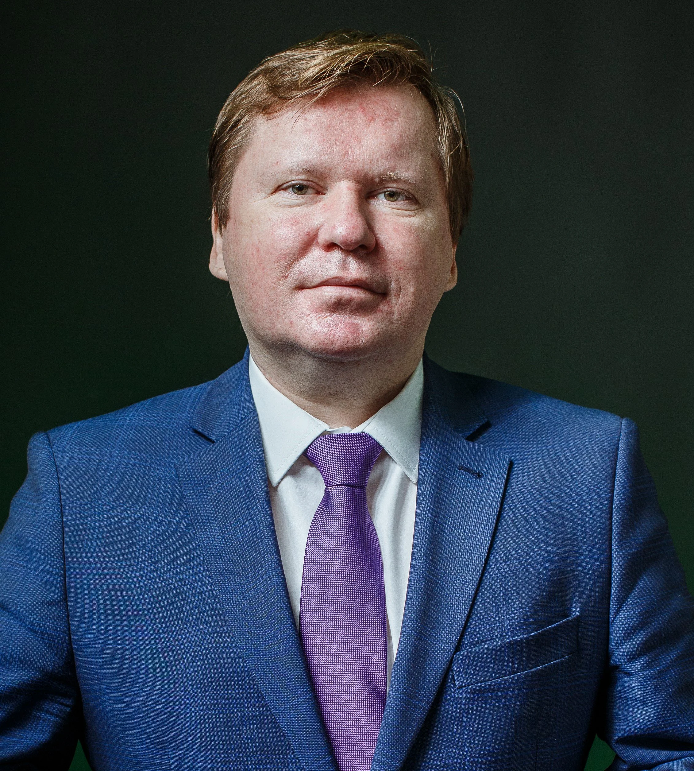 Linking academia, industry, media, and policymakers to measure and decrease the shadow economy