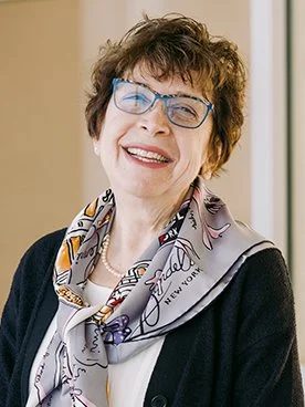 Unraveling the Gordian Knot: How entrepreneurial communities engage the intricacies of complex problems