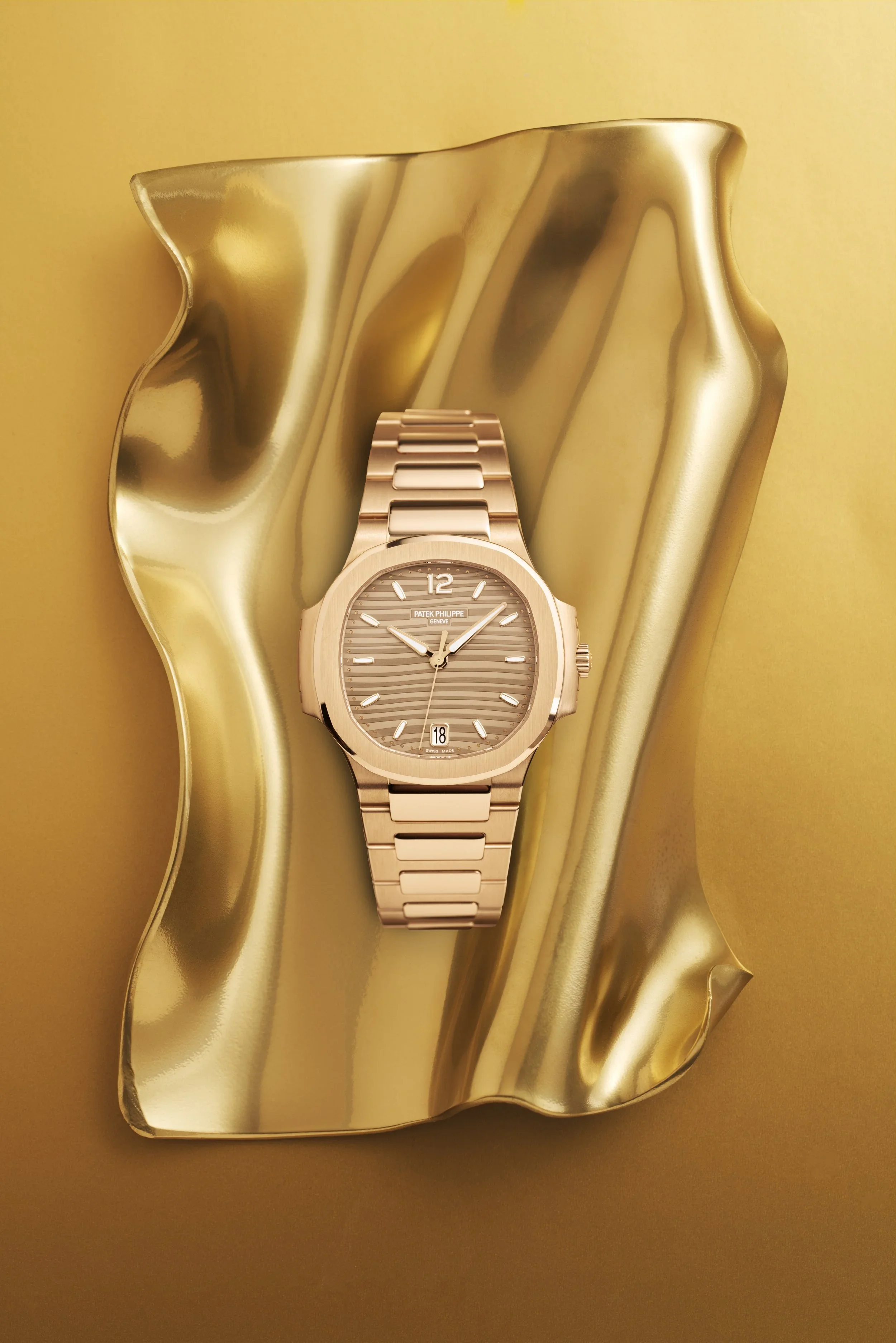 Patek Philippe Fold_3.webp