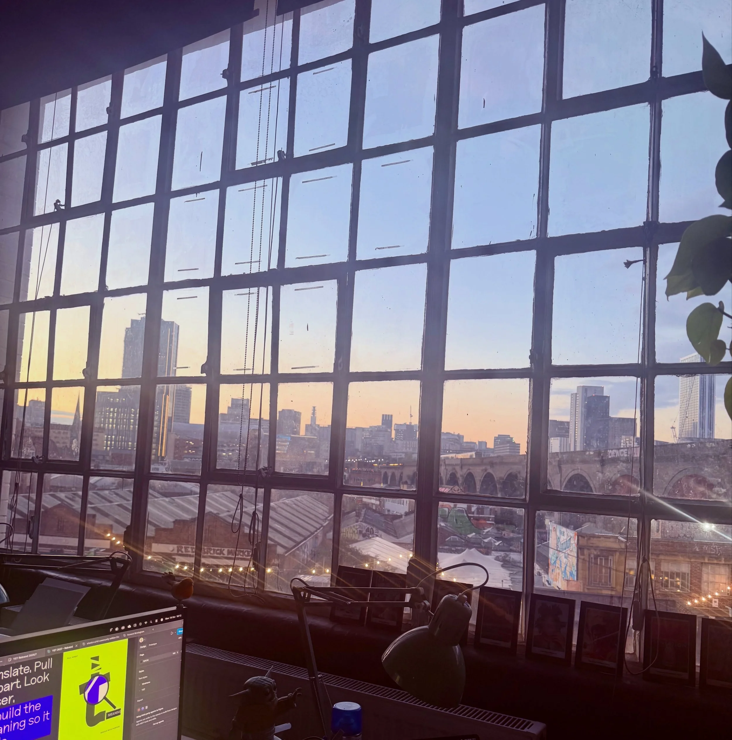 Another glorious sunset over Brum 🥰 

We never get bored of this view 😍😍😍😍