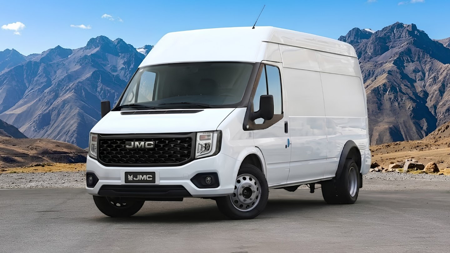 JMC - Grand Touring Cargo - Galería 1.jpg
