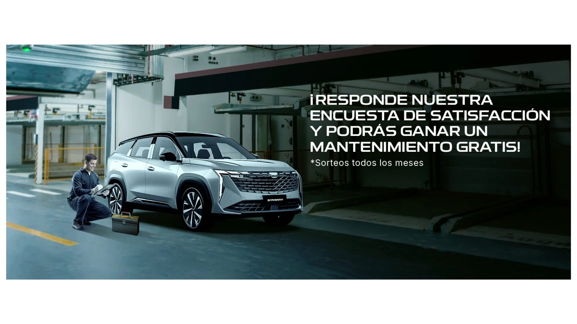Publicidad de un auto moderno gris en un garaje, con texto en español que invita a participar en una encuesta de satisfacción para ganar mantenimiento gratis, y menciona sorteos mensuales.