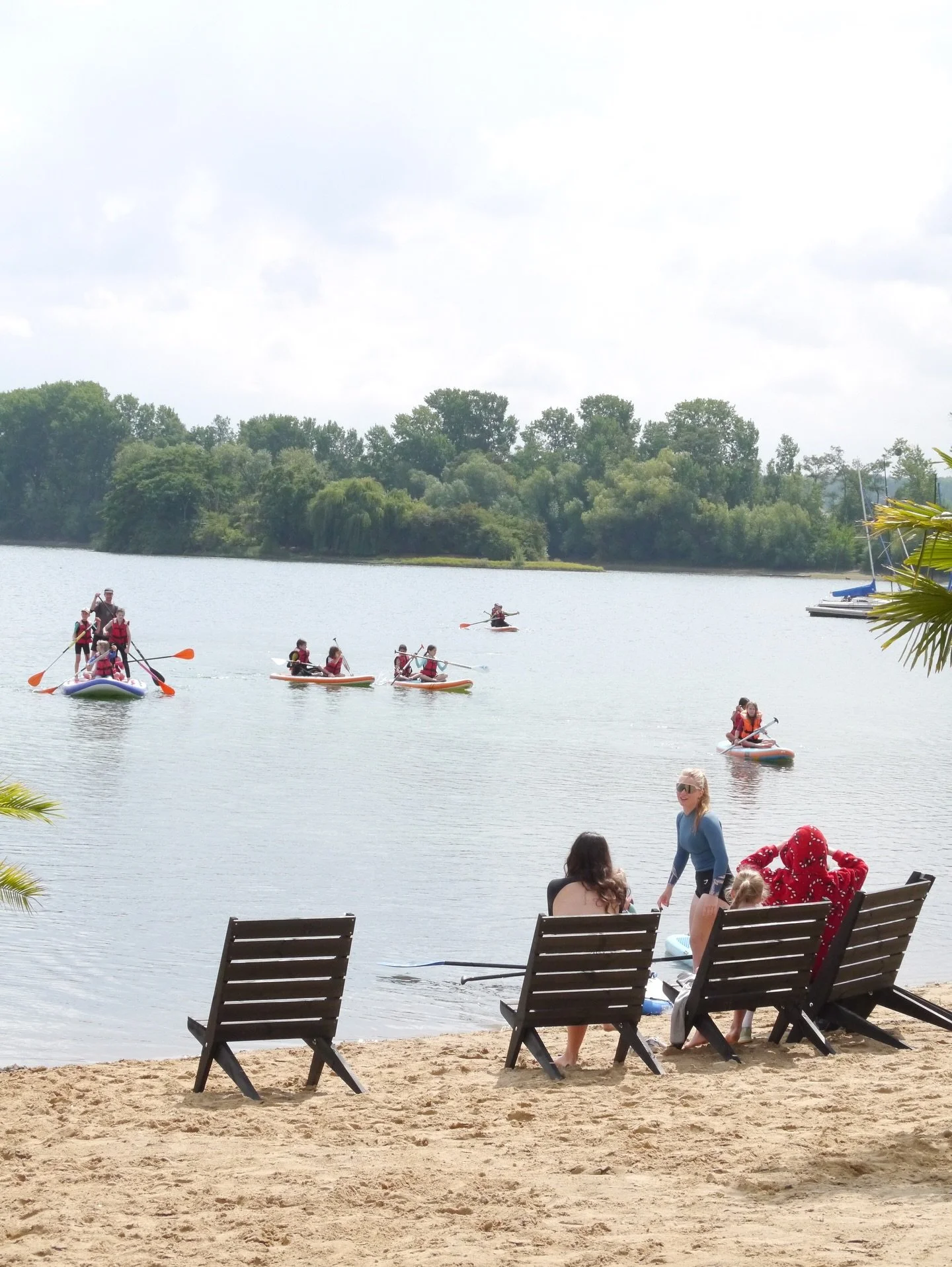 Der Sommer kommt endlich wieder! 🌞🌊🌴 Zeit f&uuml;r einen Tag am See. 🏄🏽&zwj;♀️🌊🐚
