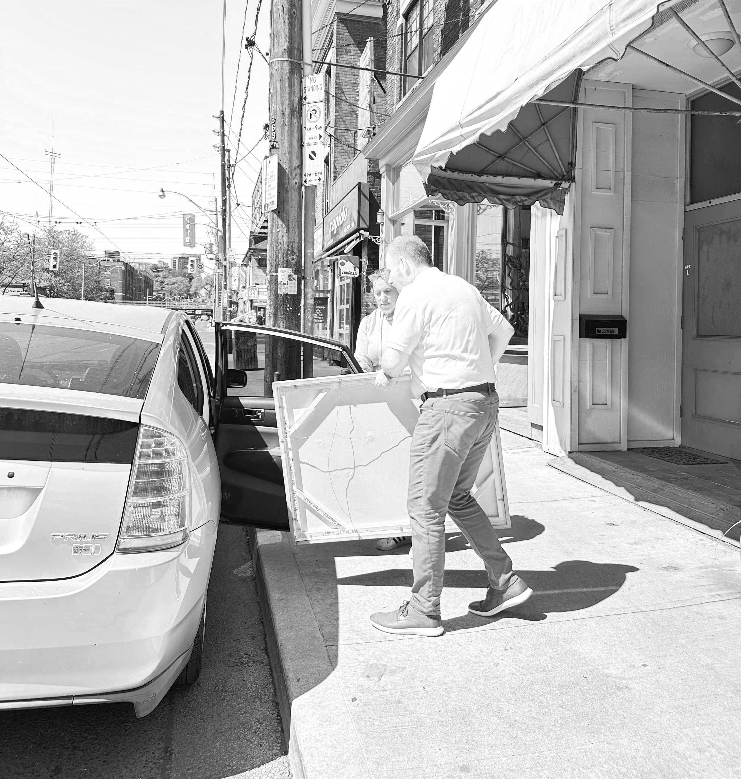 Day+2+pm_Artwork+in+car.jpg