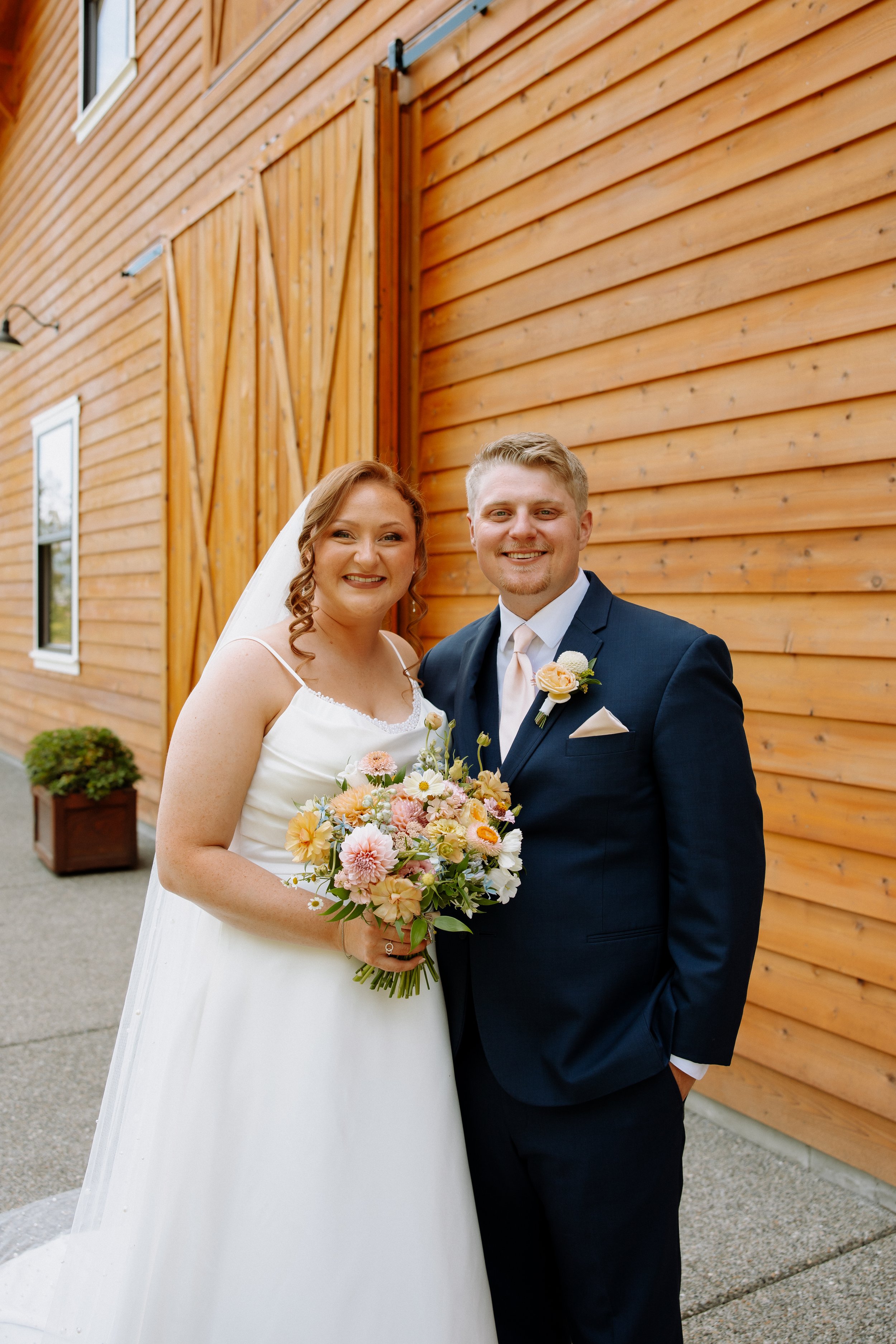 Danika Seabrands Photography, Loveleigh Blooms, Tacoma Florist
