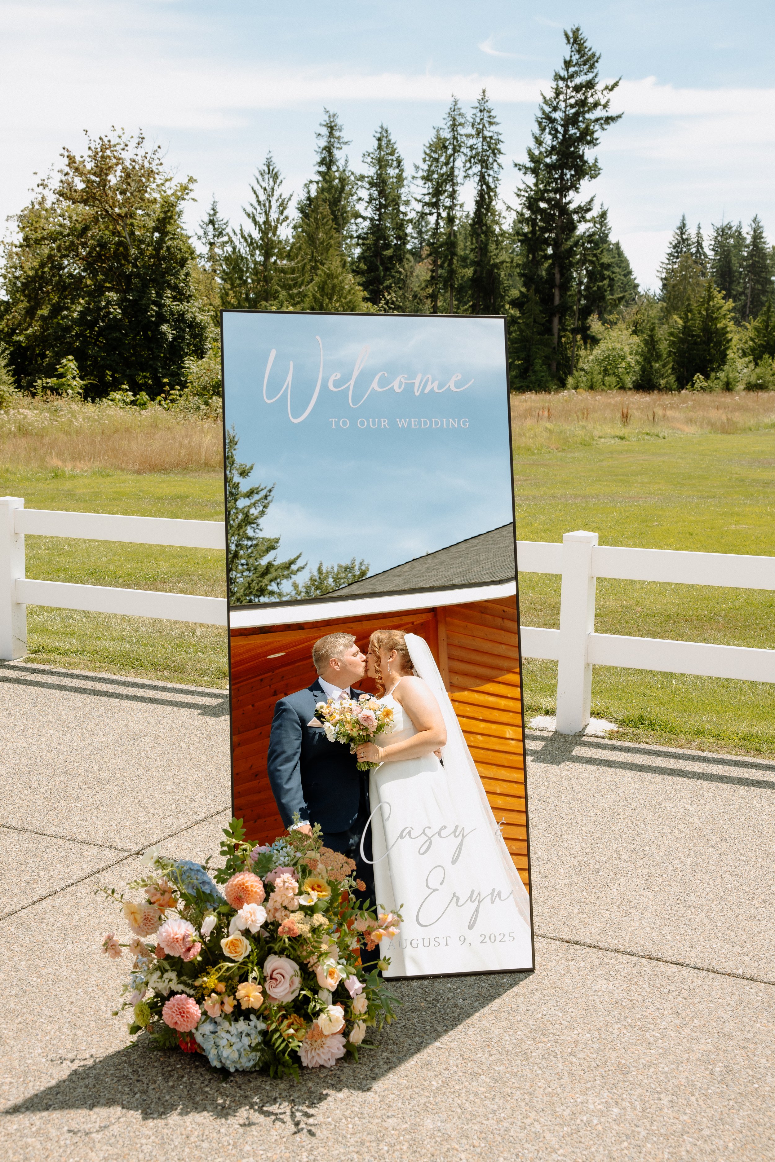 Danika Seabrands Photography, Loveleigh Blooms, Tacoma Florist