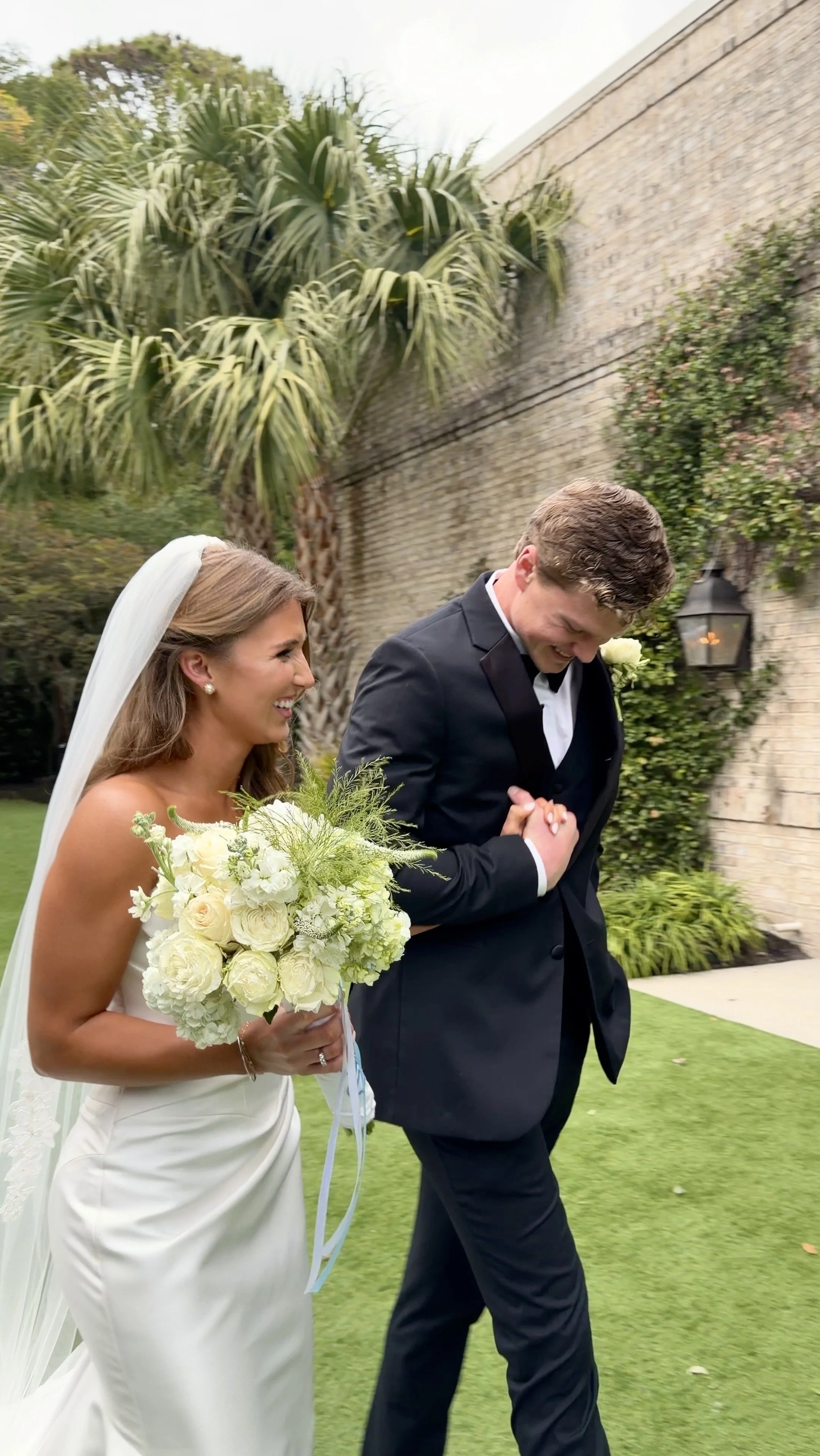 luxury wedding at wrightsville manor by wilmington content co - content creator in north carolina