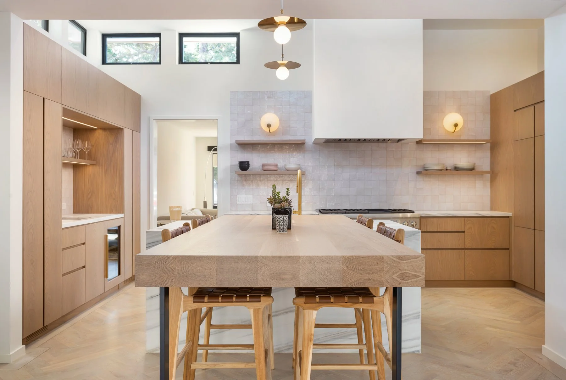 mw_lotusevan_kitchenwide_v1_webres.jpg