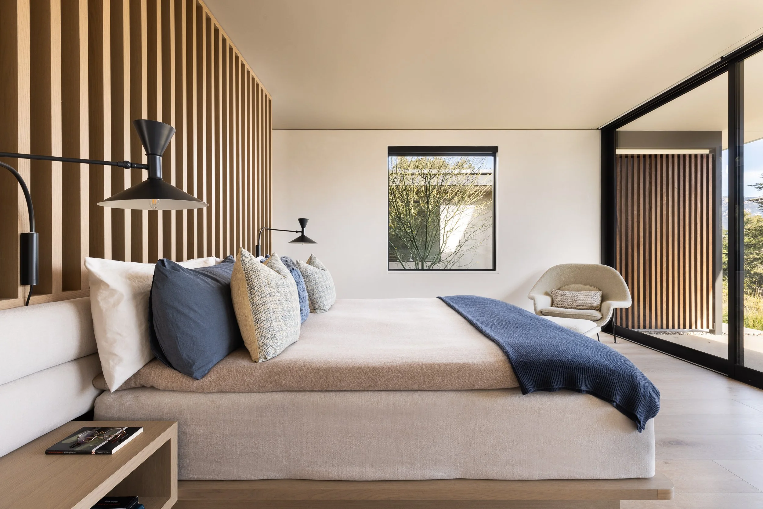 mwier_lotus_cpogrso_bed1_v1_webres.jpg