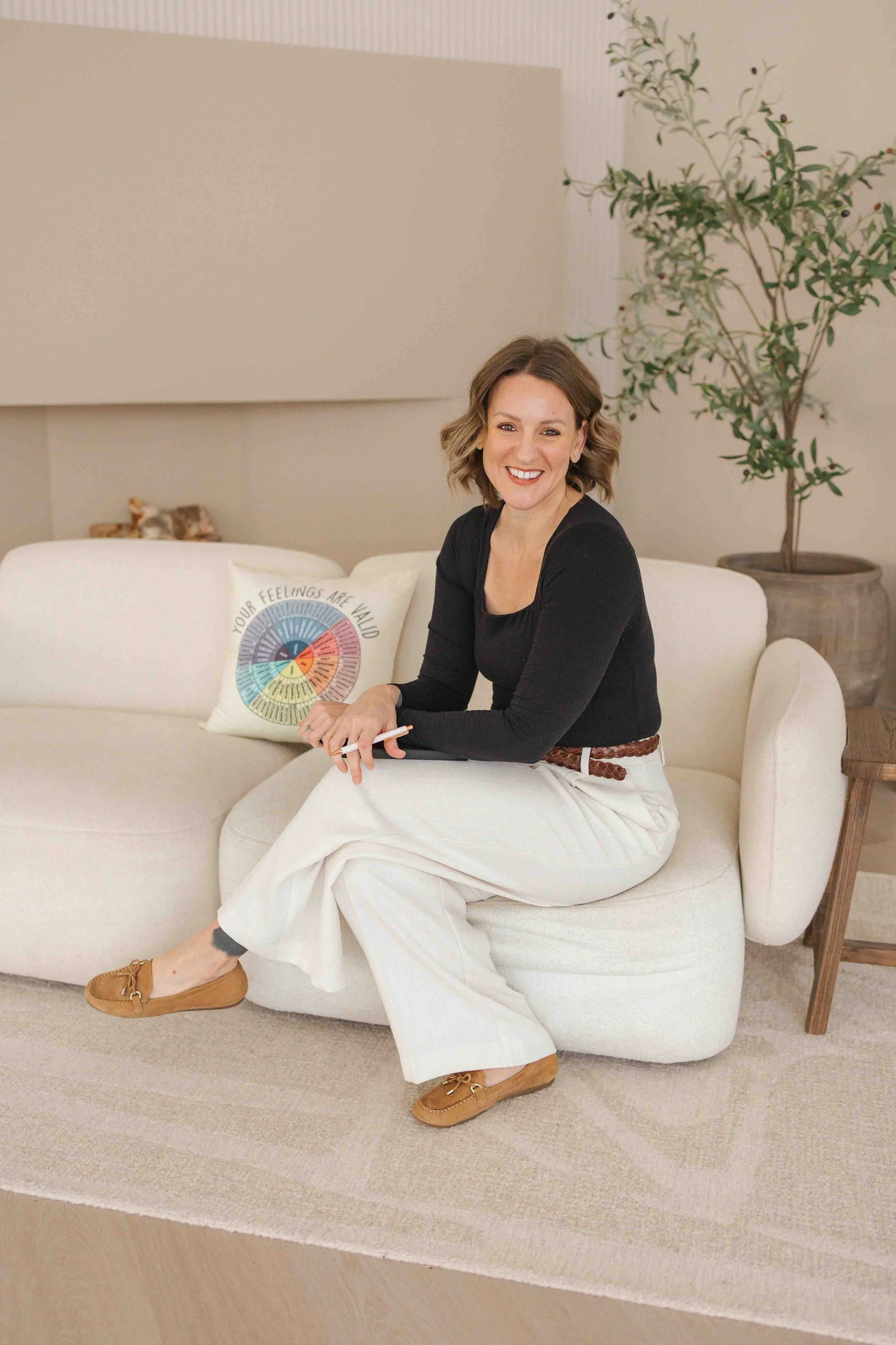 Therapist Danielle Garrett BC Ontario