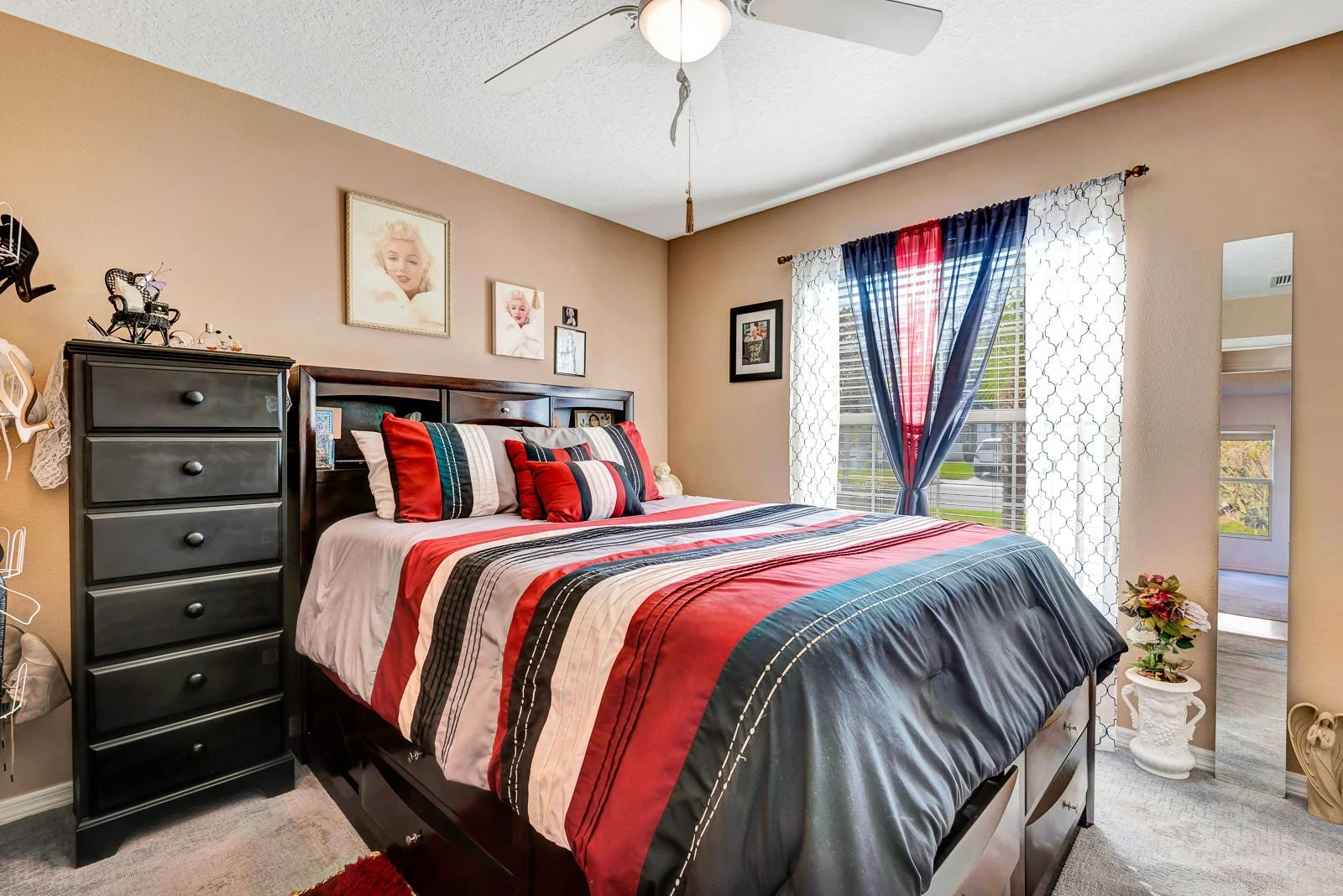 20-web-or-mls-Cypress pond-13.jpg