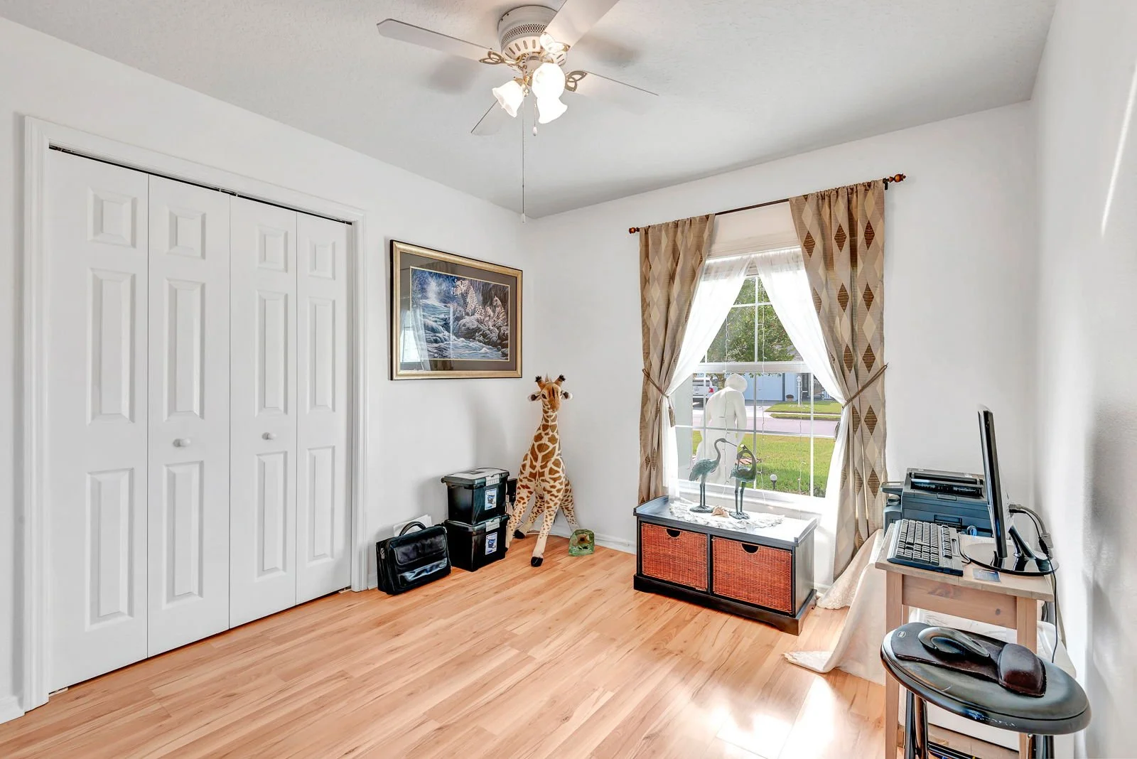 7-web-or-mls-Cypress pond-30.jpg